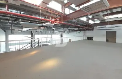 Warehouse - Studio for rent in Phase 1 - Dubai Investment Park (DIP) - Dubai