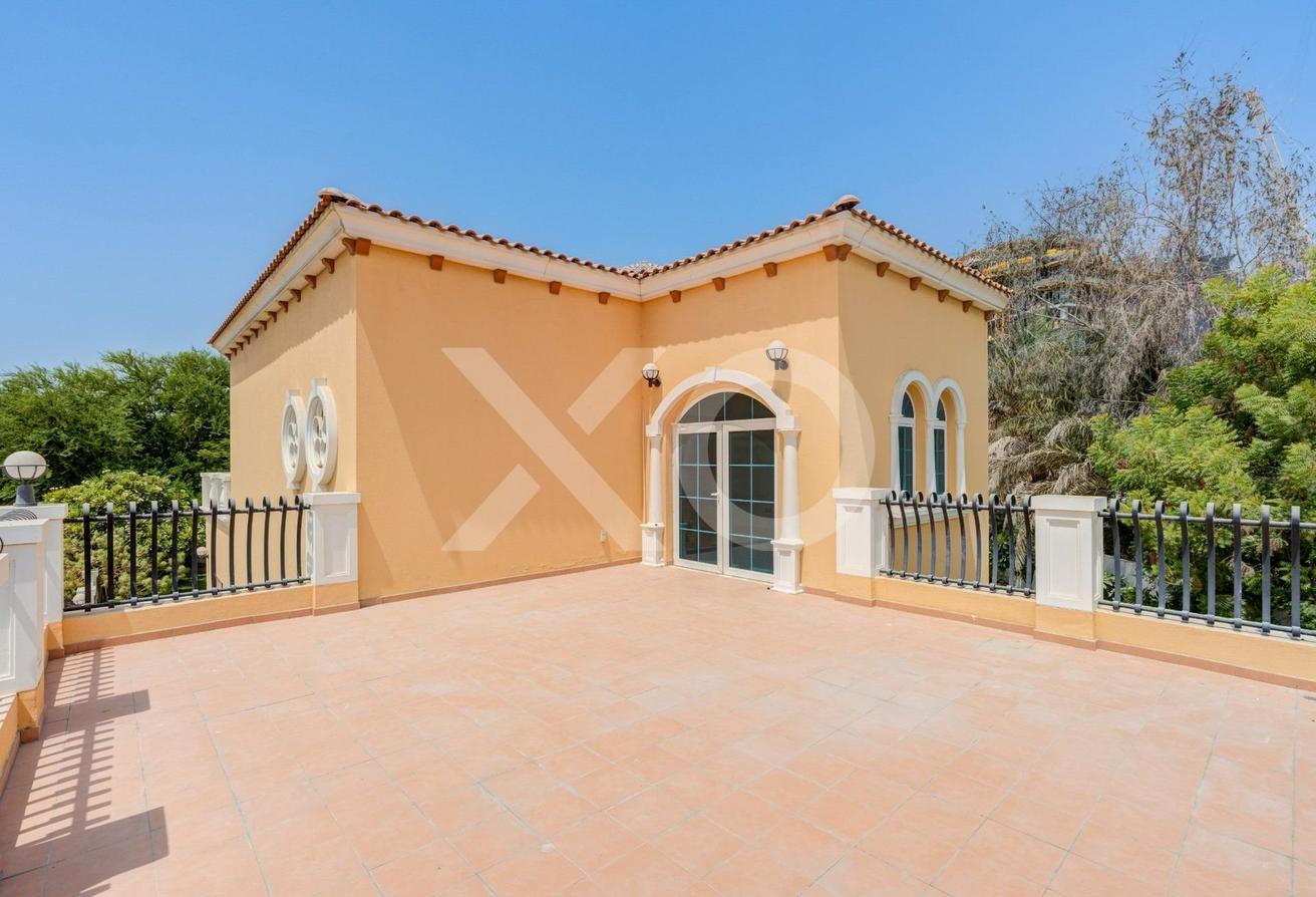 Huge Plot | Available Now | Corner Unit photo 21