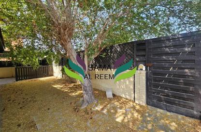 Villa - Studio - 3 Bathrooms for rent in Jumeirah 2 Villas - Jumeirah 2 - Jumeirah - Dubai
