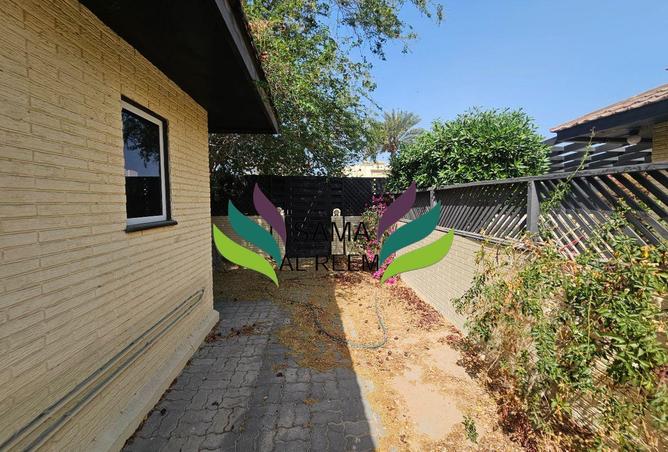 64031053 - Property Main Image