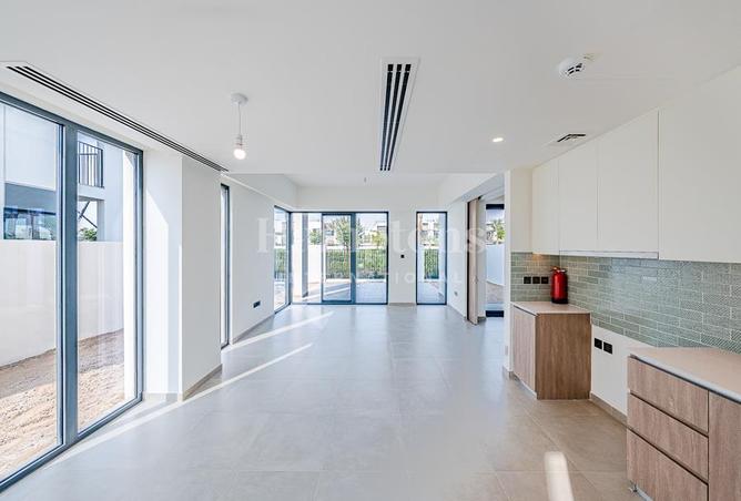 2OlzVCwwbOC - Property Image 2