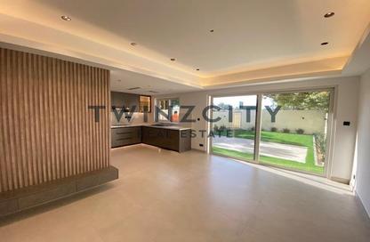 Villa - 2 Bedrooms - 2 Bathrooms for rent in Springs 3 - The Springs - Dubai
