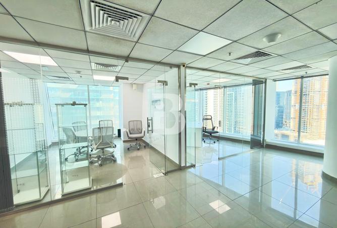 Rent in Al Manara Tower: FULLY FURNISHED | GLASS PARTITIONS | HIGH ...