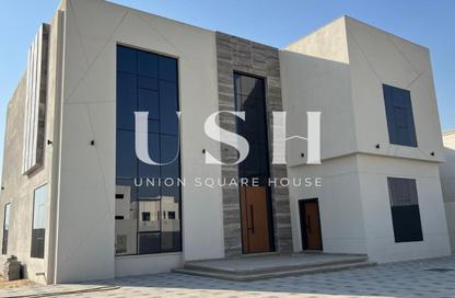 Villa - 4 - 6 for rent in Dubai Silicon Oasis - Dubai