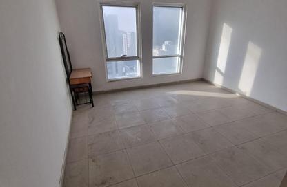 Apartment - 3 Bedrooms - 3 Bathrooms for rent in Qasimia 10 building - Al Mahatta - Al Qasimia - Sharjah