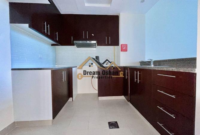 128808009 - Property Image 3