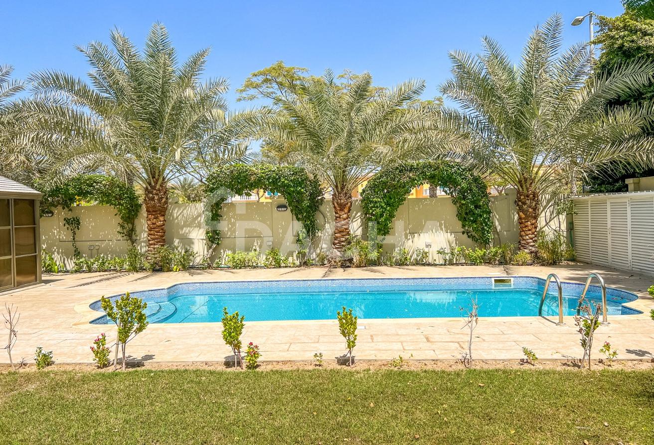 4 BR Large | Pool and Garden | Quiet Location photo 9