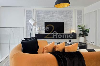 Villa - 3 - 4 for sale in Nad Al Sheba Gardens 2 - Nad Al Sheba Gardens - Nad Al Sheba 1 - Nad Al Sheba - Dubai Villa - 3 - 4 for sale in Nad Al Sheba Gardens 2 - Nad Al Sheba Gardens - Nad Al Sheba 1 - Nad Al Sheba - Dubai