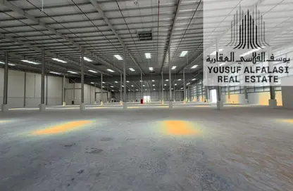 Warehouse - Studio - 4 Bathrooms for rent in Umm Dir - Umm Al Quwain