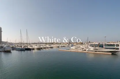 Apartment - 1 Bedroom - 2 Bathrooms for sale in Aquamarine - Tiara Residences - Palm Jumeirah - Dubai