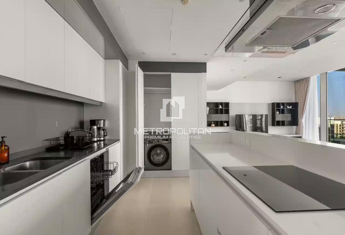 Furnished 2BR | Mid Floor | Bluewaters Island photo 13