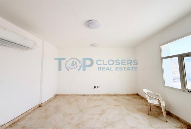 100868312 - Property Image 3