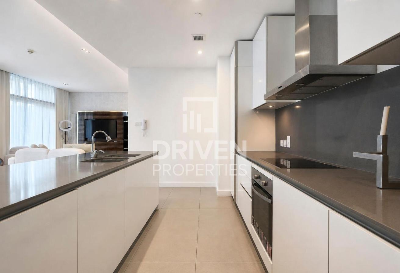 Spacious Layout | Premium | Modern Layout photo 17