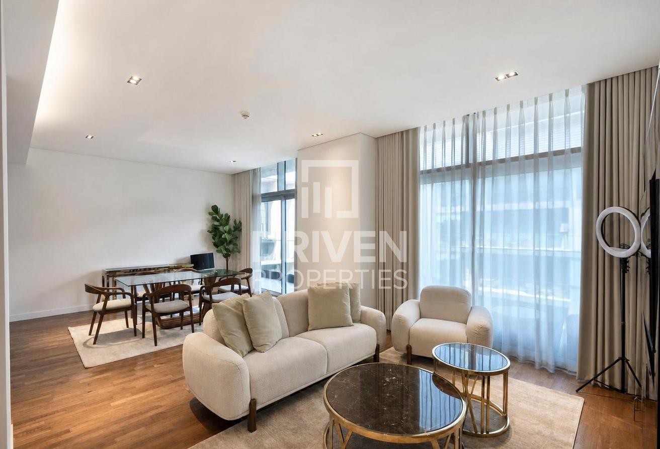Spacious Layout | Premium | Modern Layout photo 2