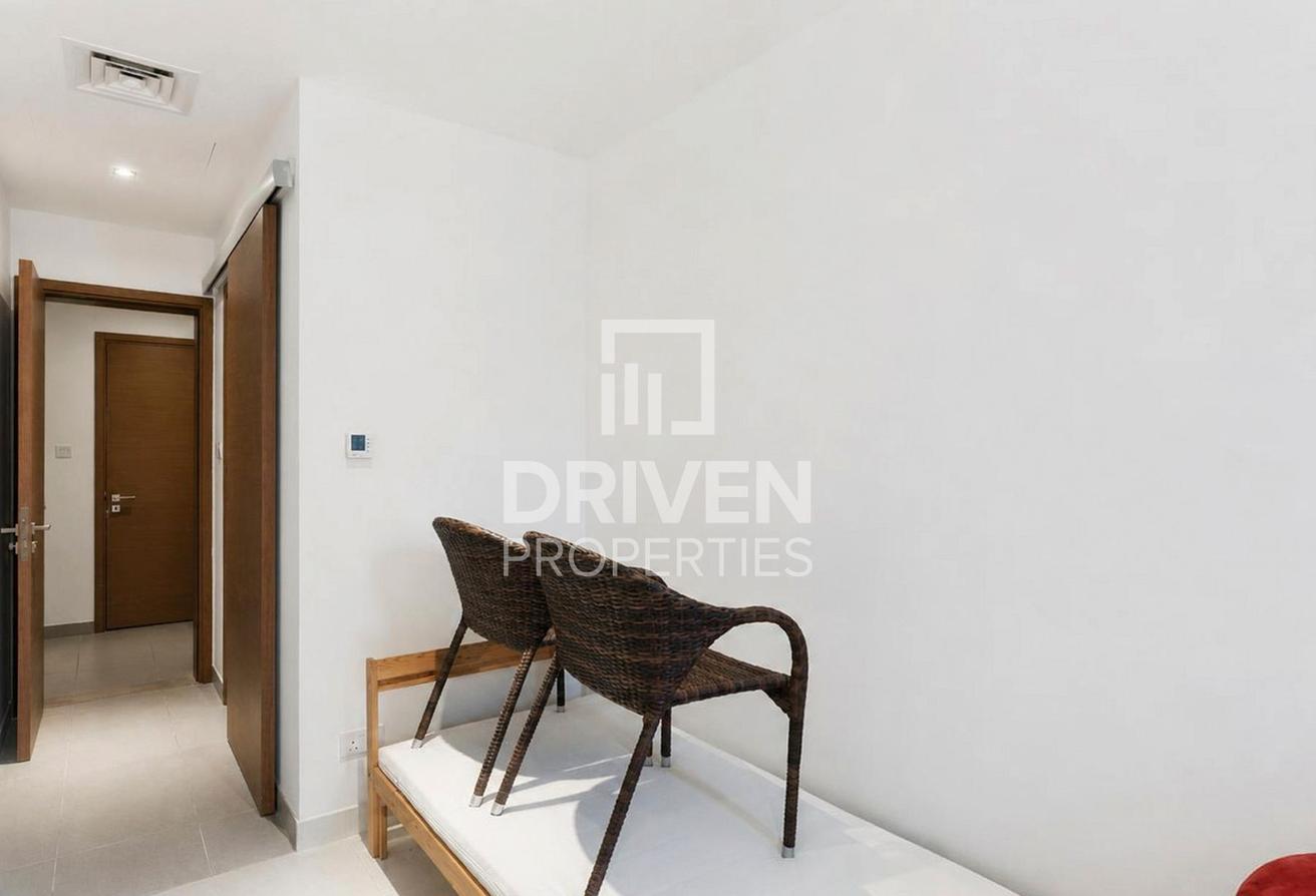 Spacious Layout | Premium | Modern Layout photo 5