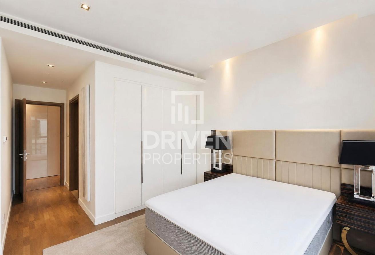 Spacious Layout | Premium | Modern Layout photo 8