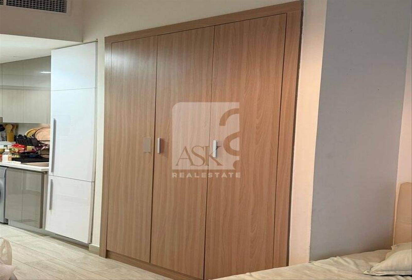 Spacious Size | Prime Location | Furnished photo 8