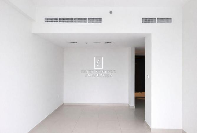 57755289 - Property Image 2