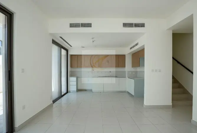 92271999 - Property Image 3