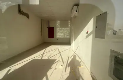 متجر - استوديو - 1 حمام للايجار في شارع الشيخ جابر الصباح - النعيمية - النعيمية - عجمان