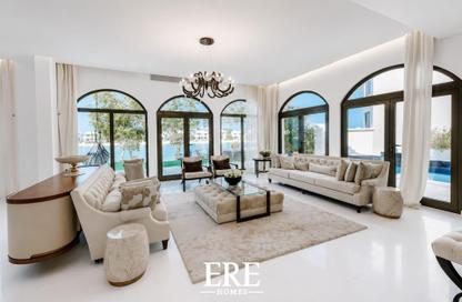 Villa - 4 Bedrooms - 5 Bathrooms for sale in Garden Homes Frond M - Garden Homes - Palm Jumeirah - Dubai