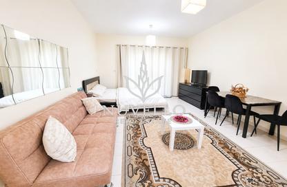 Apartment - Studio - 1 Bathroom for rent in Al Dhafra 4 - Al Dhafra - Greens - Dubai