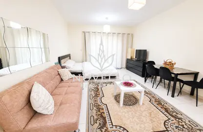 Apartment - 1 Bathroom for rent in Al Dhafra 4 - Al Dhafra - Greens - Dubai
