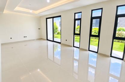 Villa - 3 - 5 for rent in Coursetia - Damac Hills 2 - Dubai
