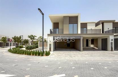Townhouse - 4 - 4 for rent in Aura Gardens - Tilal Al Ghaf - Dubai