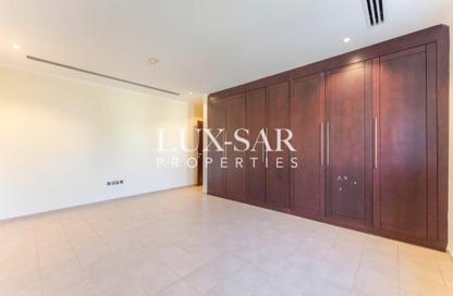 Villa - 4 Bedrooms - 5 Bathrooms for rent in District 3 - Jumeirah Park - Dubai
