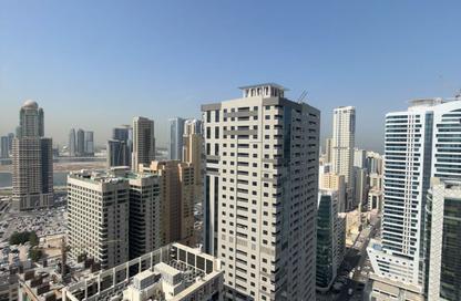 Apartment - 3 - 2 for sale in Al Majaz 3 - Al Majaz - Sharjah Apartment - 3 - 2 for sale in Al Majaz 3 - Al Majaz - Sharjah
