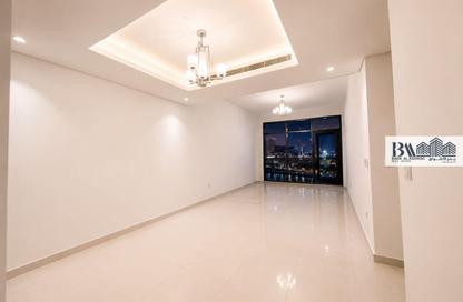 Apartment - 2 Bedrooms - 3 Bathrooms for rent in Airport View Building - Al Garhoud - Dubai Apartment - 2 Bedrooms - 3 Bathrooms for rent in Airport View Building - Al Garhoud - Dubai