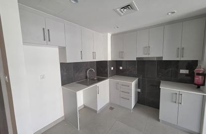 Apartment - 1 - 2 for sale in Maryam Island - Al Khan - Sharjah