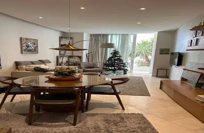 النزل و الشقق الفندقية - 2 غرف نوم - 2 حمامات للبيع في فايف في جميرا فيلج سيركل - منطقة 14 - قرية جميرا الدائرية - دبي