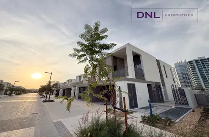 Townhouse - 4 Bedrooms - 4 Bathrooms for sale in Aura Gardens - Tilal Al Ghaf - Dubai