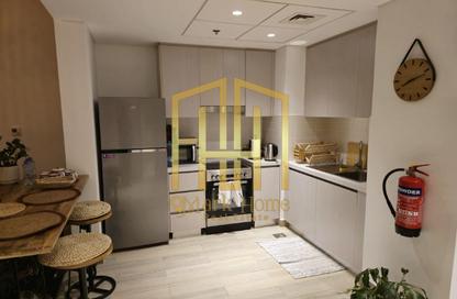 Apartment - 1 - 1 for sale in Waters Edge - Yas Island - Abu Dhabi
