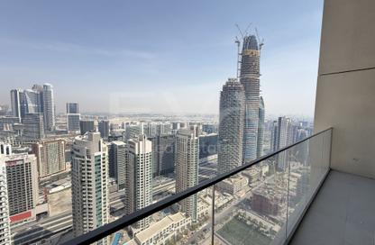 Apartment - 2 - 2 for rent in Burj Royale - Downtown Dubai - Dubai