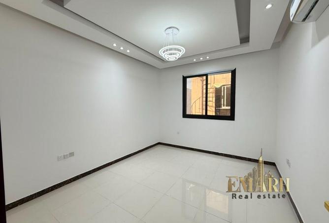 132063745 - Property Image 3