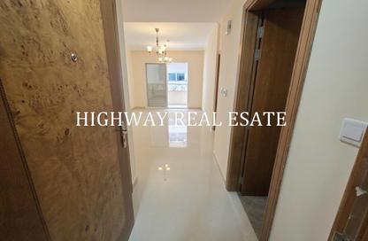 Apartment - 1 Bedroom - 2 Bathrooms for rent in Muwaileh 29 Building - Muwaileh - Sharjah