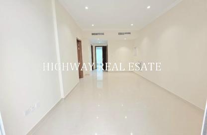 Apartment - 1 Bedroom - 2 Bathrooms for rent in Muwaileh 29 Building - Muwaileh - Sharjah