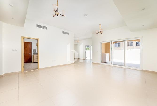 125152457 - Property Image 3