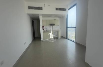 Apartment - Studio - 1 for rent in Afnan 1 - Afnan - Midtown - Dubai Production City (IMPZ) - Dubai