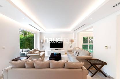 Villa - 3 Bedrooms - 3 Bathrooms for sale in Maeen 5 - Maeen - The Lakes - Dubai