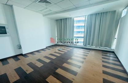 Office Space - Studio - 1 Bathroom for rent in International Business Tower - Business Bay - Dubai