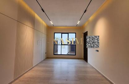Villa - 5 Bedrooms - 6 Bathrooms for sale in Al Mowaihat 2 - Al Mowaihat - Ajman