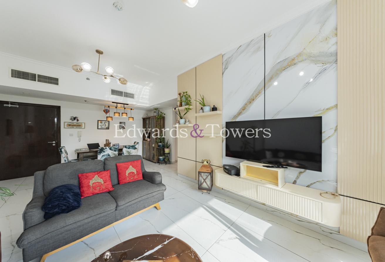 Vacant Soon | Private Balcony | Semi Furnished photo 3