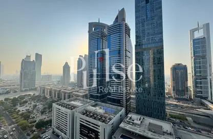 Apartment - 1 Bedroom - 2 Bathrooms for rent in Liberty House - DIFC - Dubai