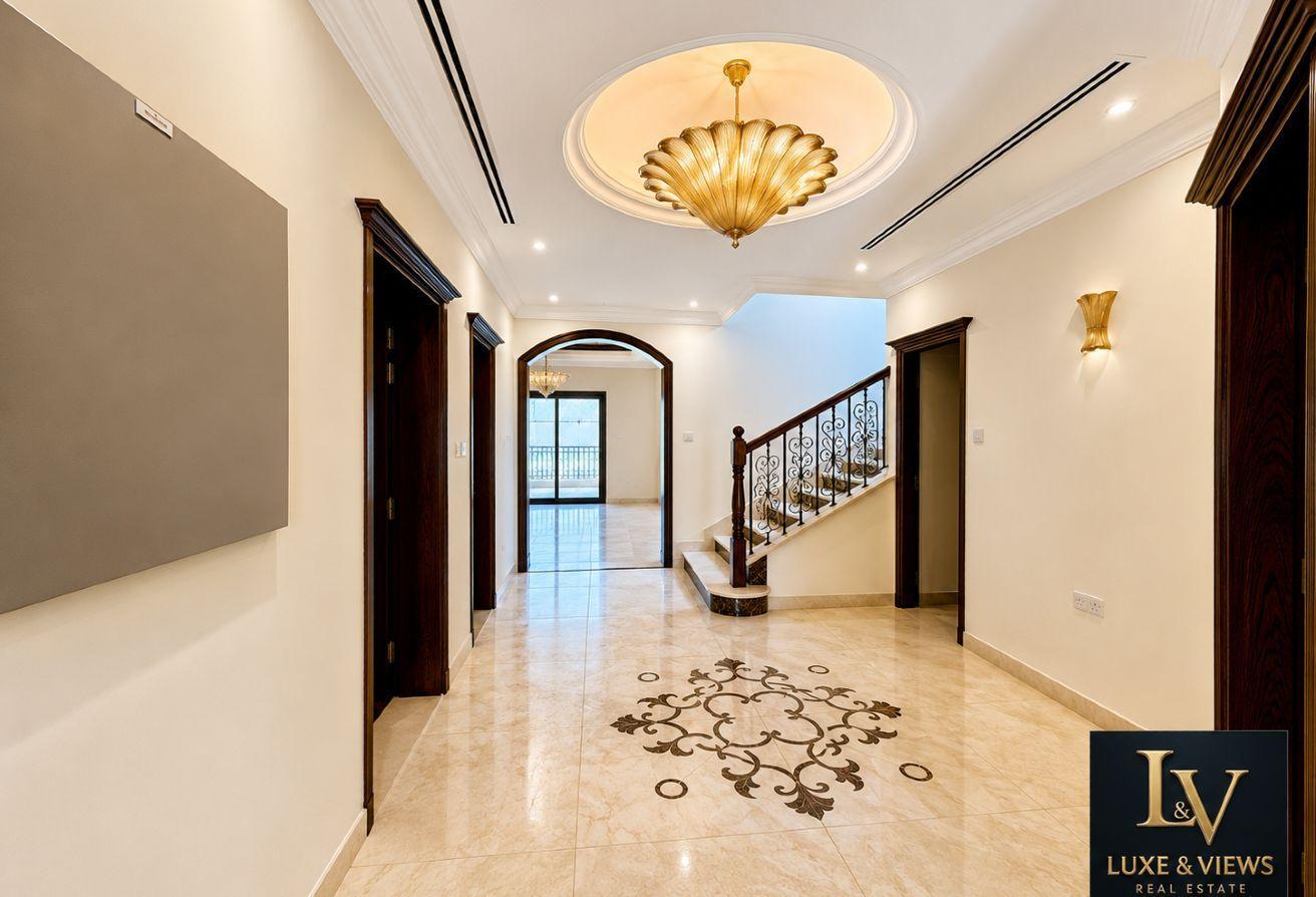 5BR Custom | Vacant | Pool | White Goods | Parks photo 2