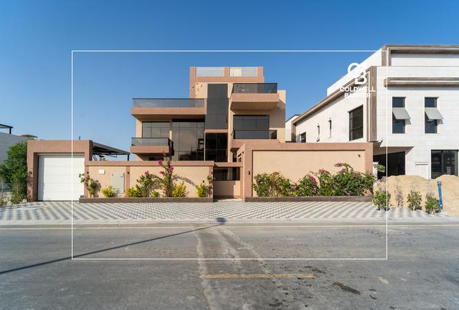 6 BR+Separate Majlis | Open to Offers | Best Layout & Value