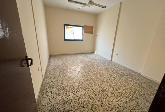 52008545 - Property Image 3